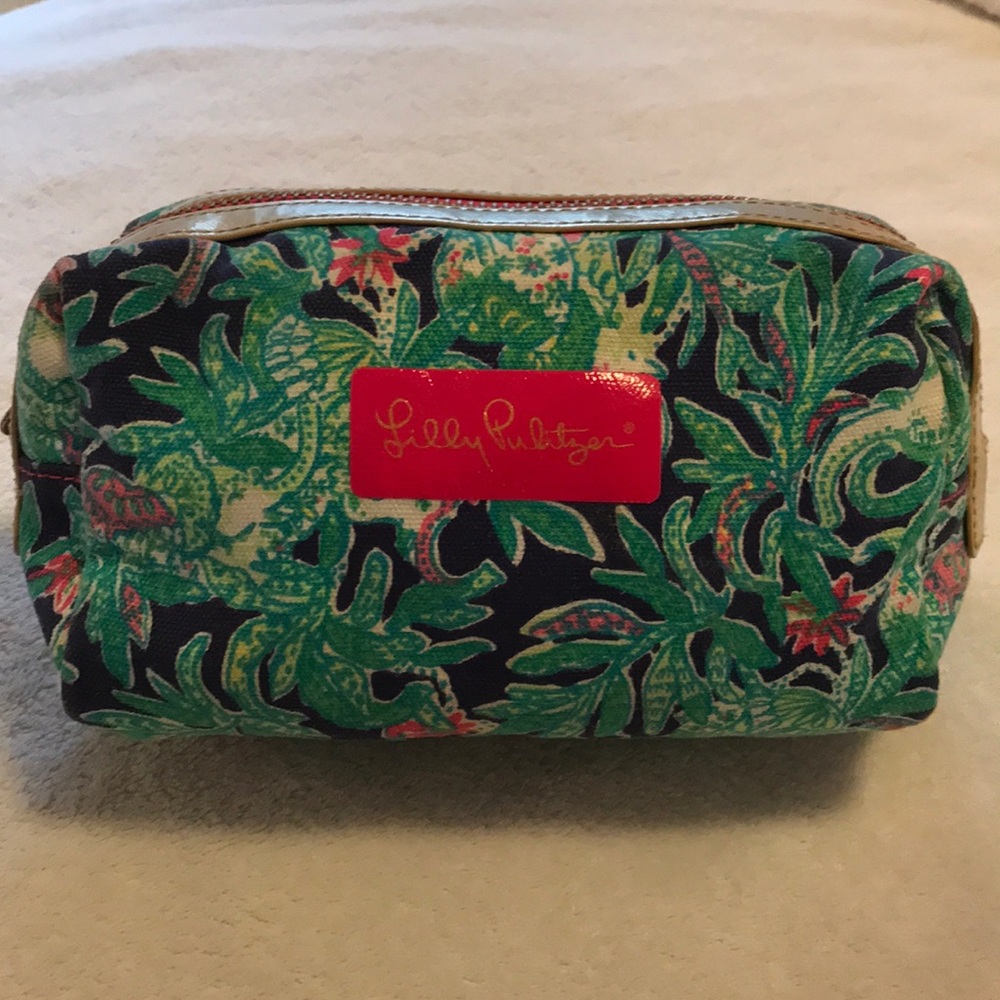 Lilly Pulitzer makeup bag